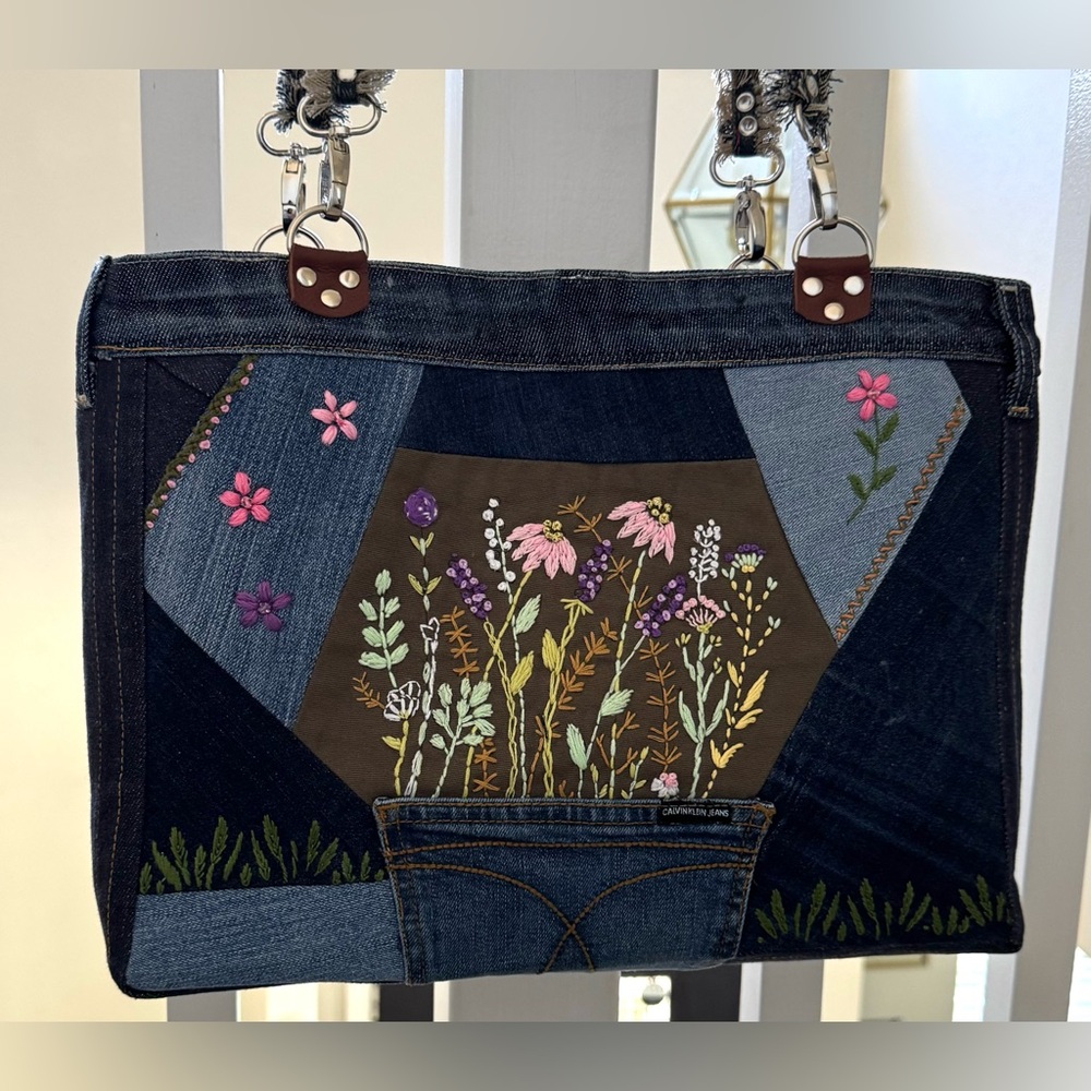 Denim bag Embroidered Floral Patchwork Denim Shoulder Bag-Upcycled Handmade Tote - Picture 2 of 7